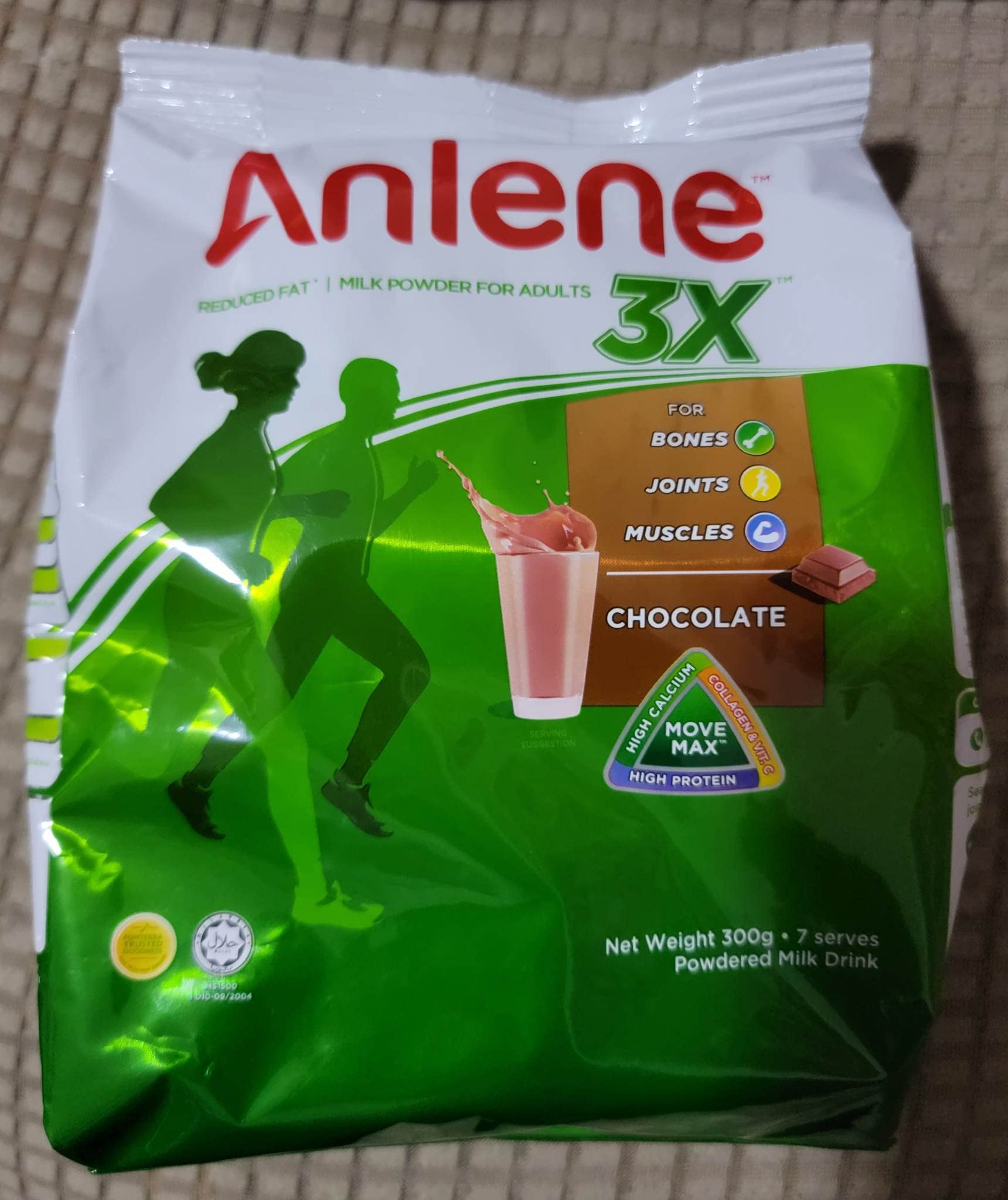 Anlene Powder Chocolate Flavor with Collagen, High Vitamin B6 & B12, C, D, E, High Protein, Magnesium, Zinc Reduced Fat Powdered Milk Drink, 10.58 oz