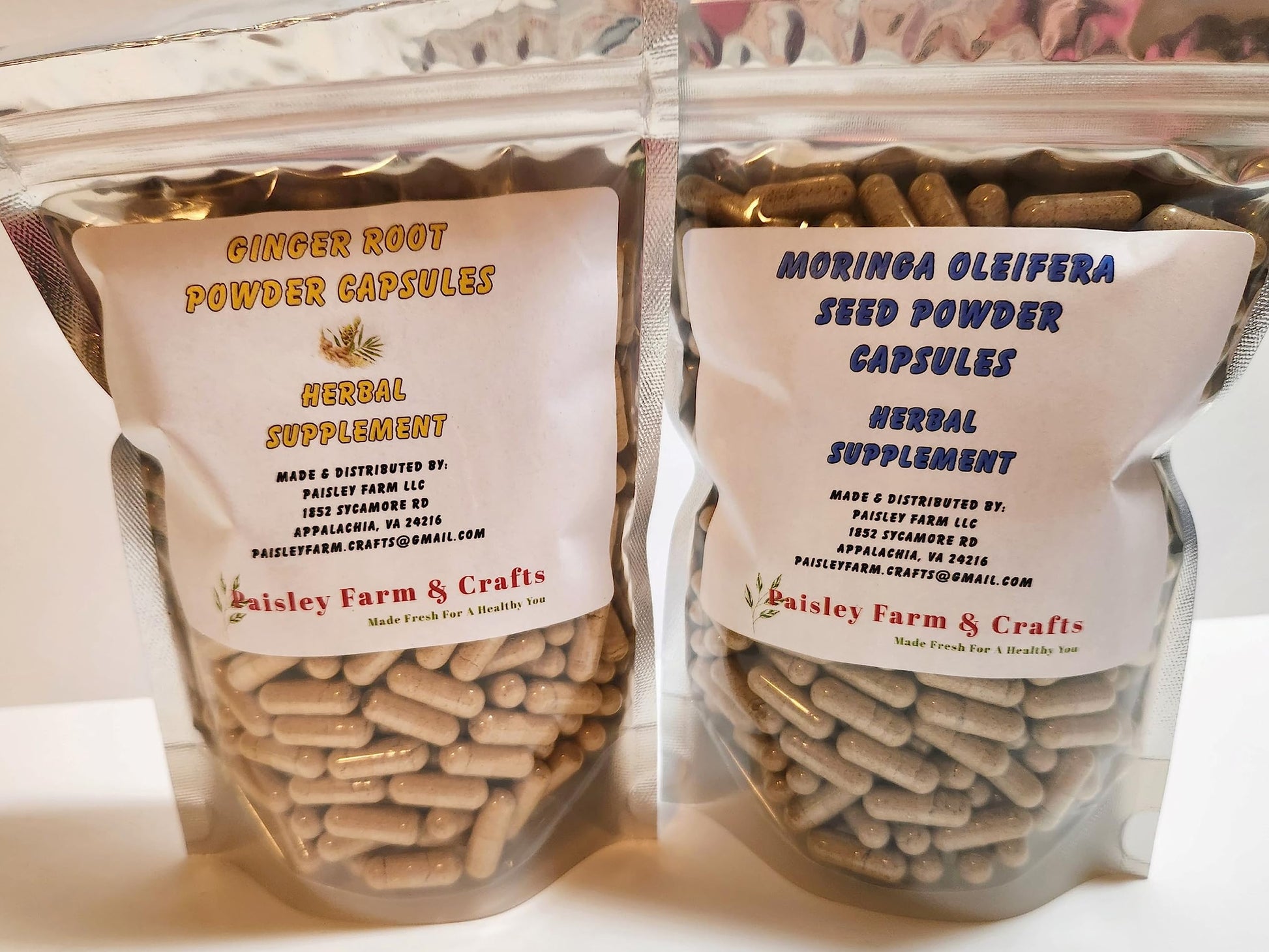 Paisley Farm and Crafts Ginger Root Moringa Leaf and Seed Capsule 600 Capsules