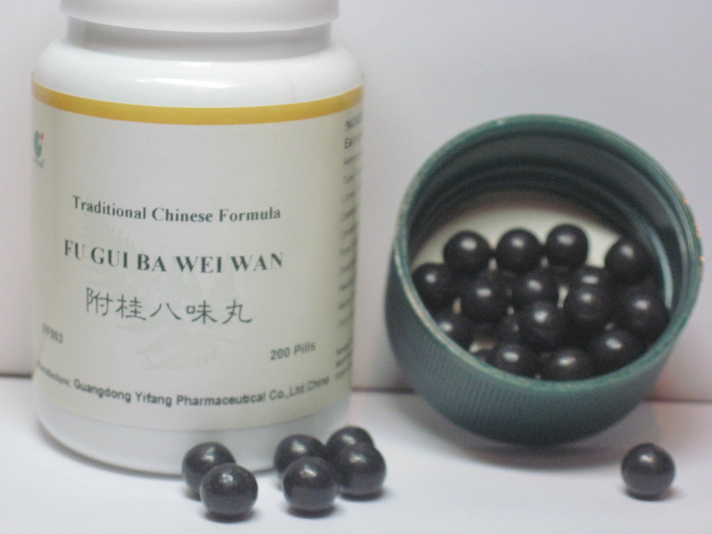 E-Fong Fu Gui Ba Wei Wan Rehmannia Eight Formula, Capsules, 200